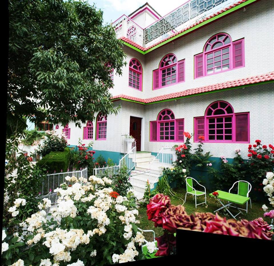 Hotel Dewanekhas Skardu Exterior photo
