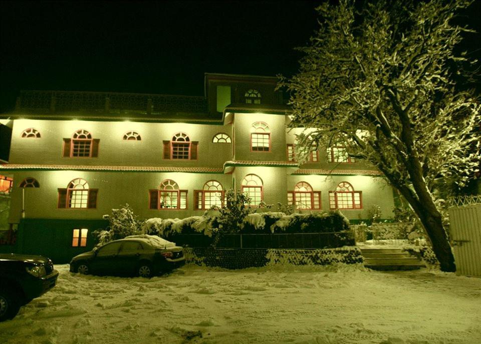 Hotel Dewanekhas Skardu Exterior photo